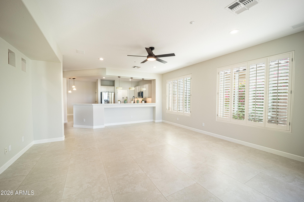 40810 N Noble Hawk Way - Photo 9