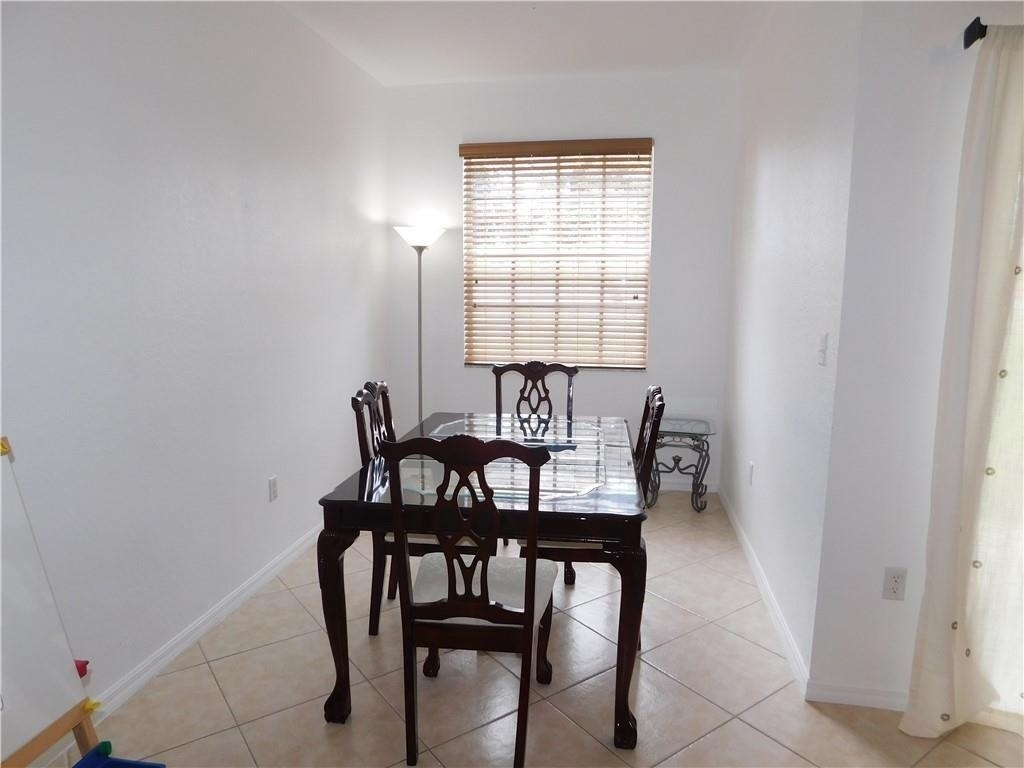 13111 Sw 42nd Street - Photo 8