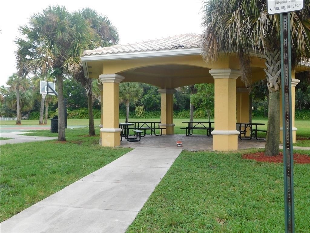13111 Sw 42nd Street - Photo 24