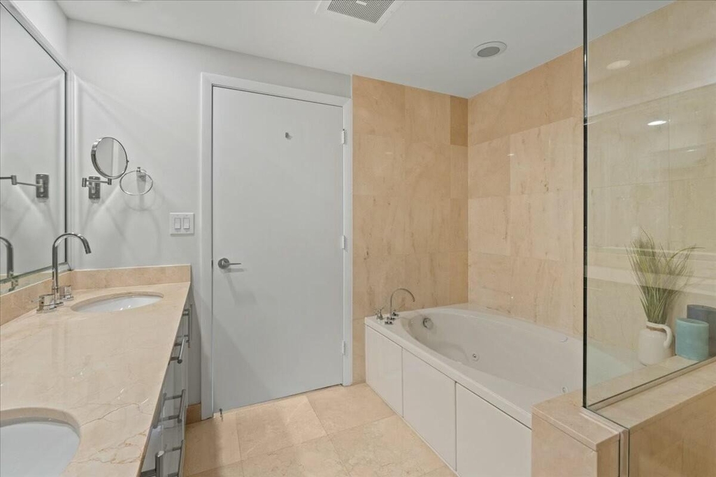 550 Okeechobee Boulevard - Photo 15