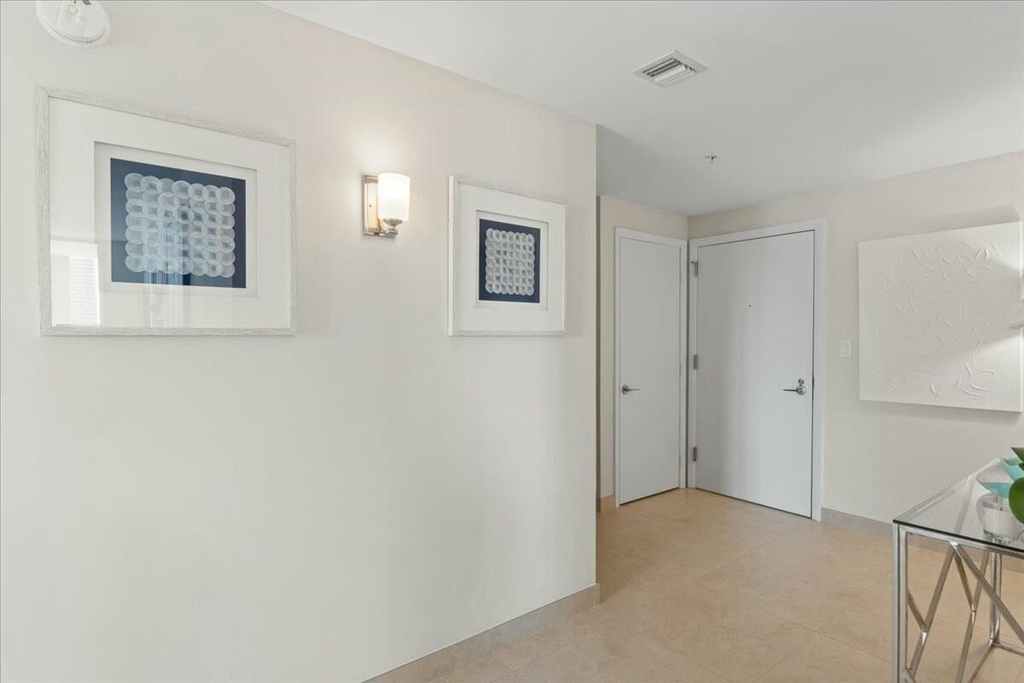 550 Okeechobee Boulevard - Photo 23