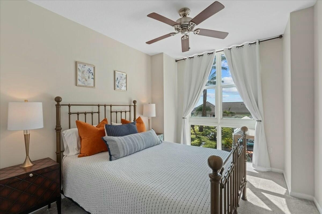 550 Okeechobee Boulevard - Photo 18