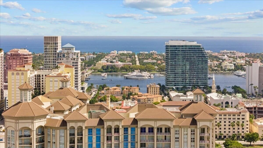 550 Okeechobee Boulevard - Photo 2