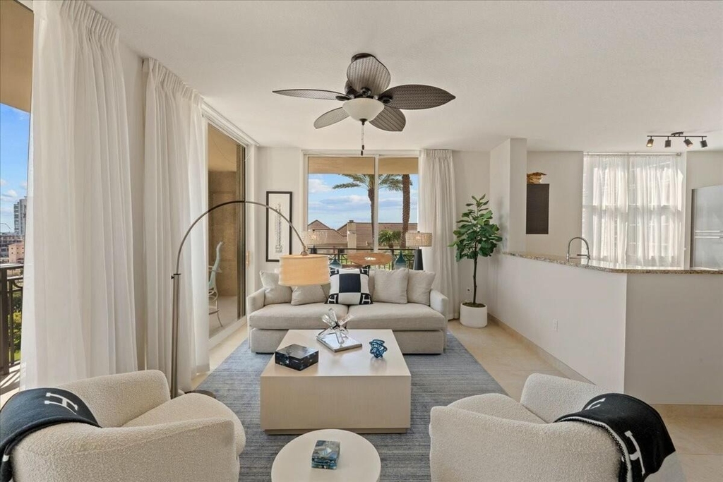 550 Okeechobee Boulevard - Photo 0