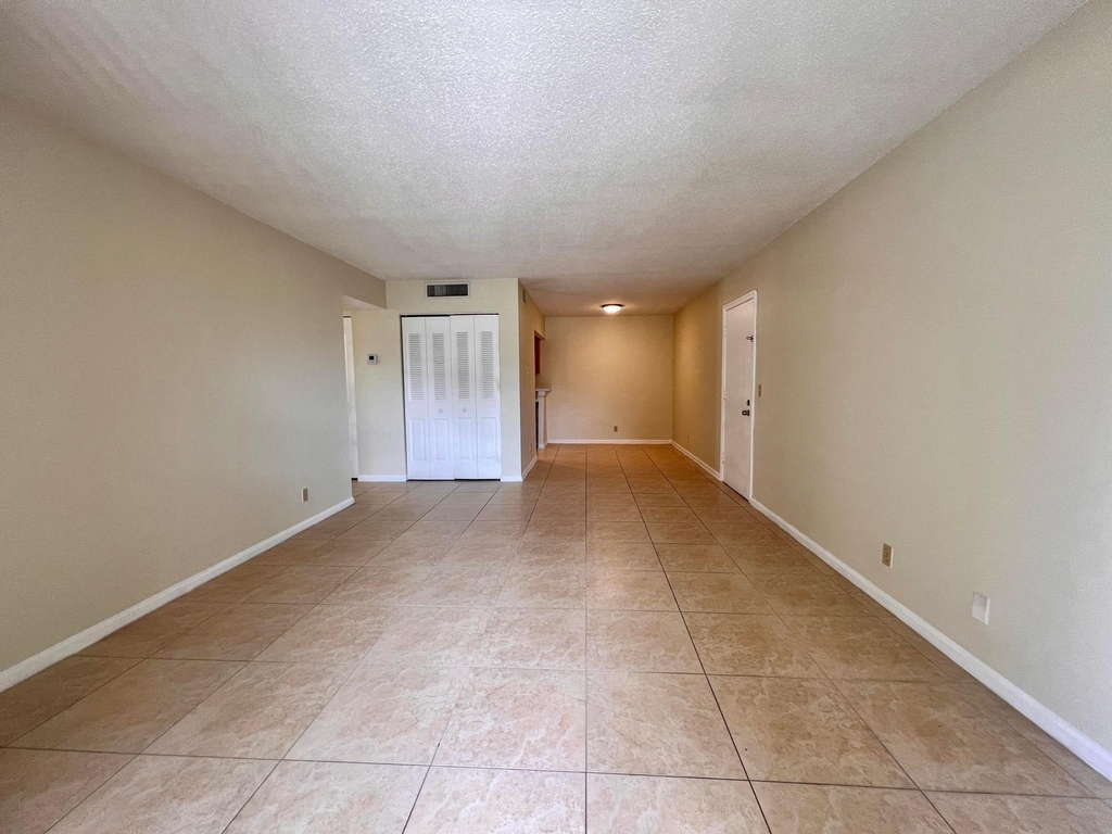 1500 N Congress Avenue - Photo 3