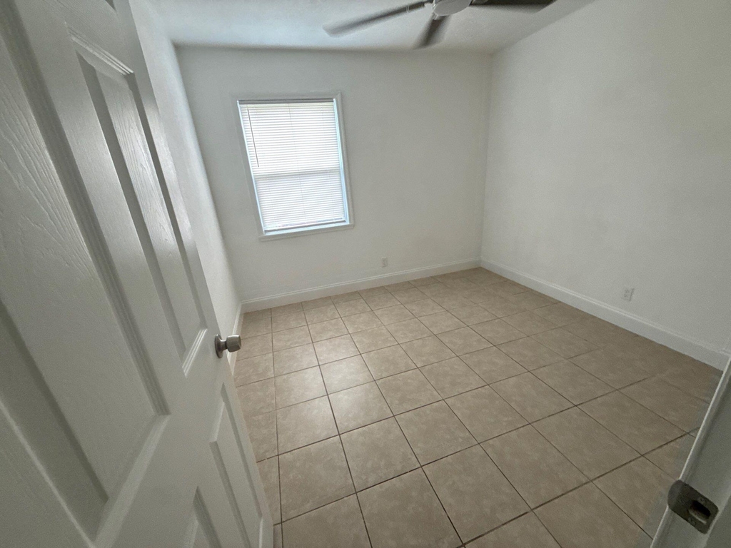 429 Se Lake Street - Photo 6