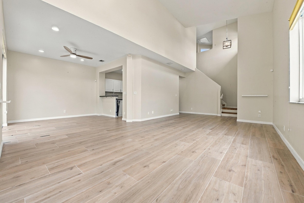 5643 Nw 125th Avenue - Photo 5