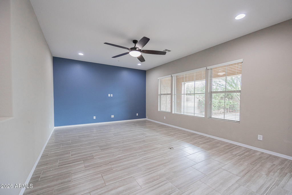 3511 N Carlton Street - Photo 3