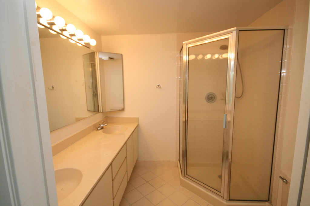 3054 30th Court - Photo 5