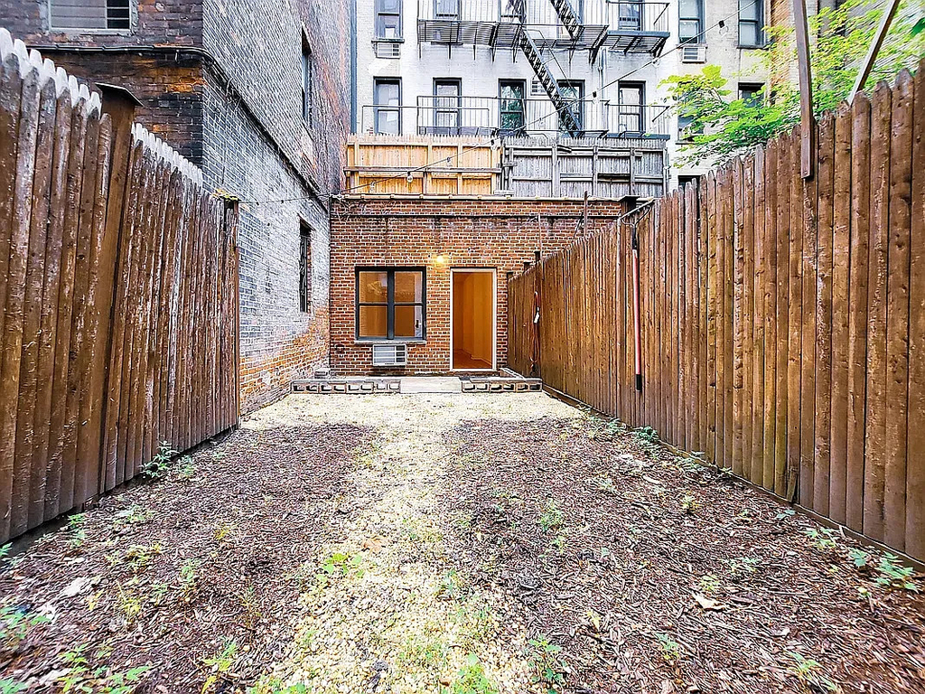 226 East 74th Street - Photo 2