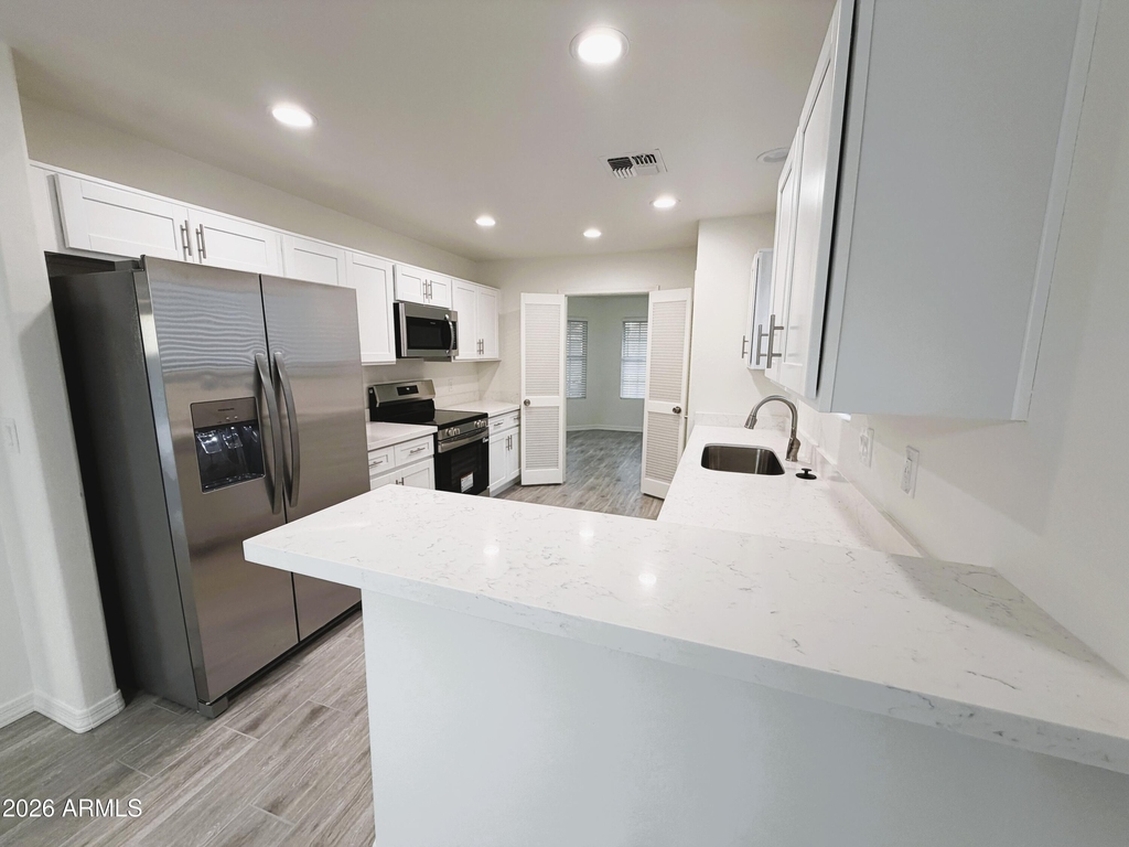 1430 W Camino Court - Photo 0