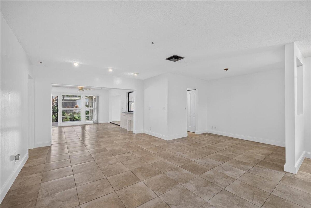 6404 Sagewood Way - Photo 3