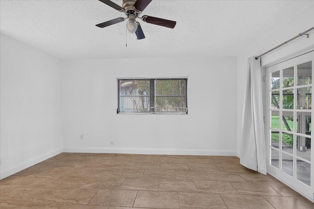 6404 Sagewood Way - Photo 20