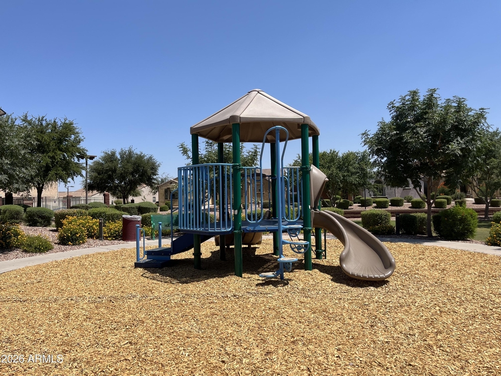 9033 W State Avenue - Photo 24