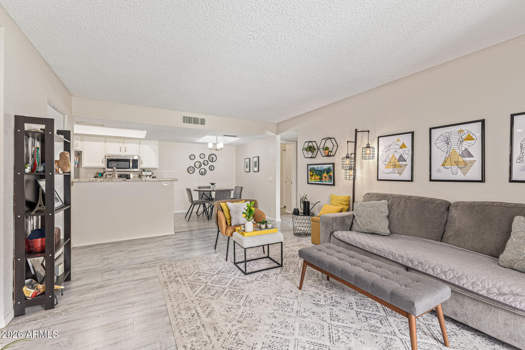 2146 W Isabella Avenue - Photo 2