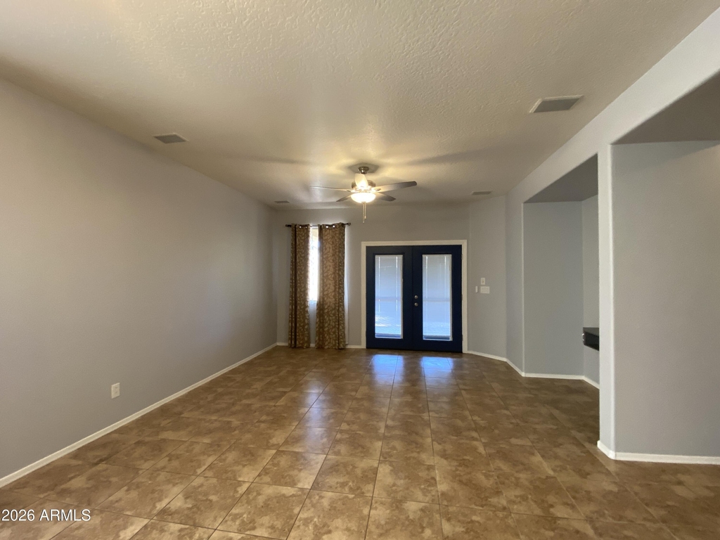 40735 N Trailhead Way - Photo 7