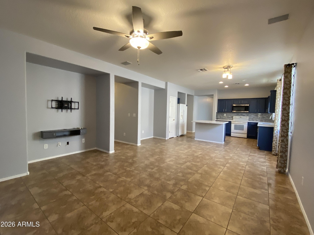 40735 N Trailhead Way - Photo 6