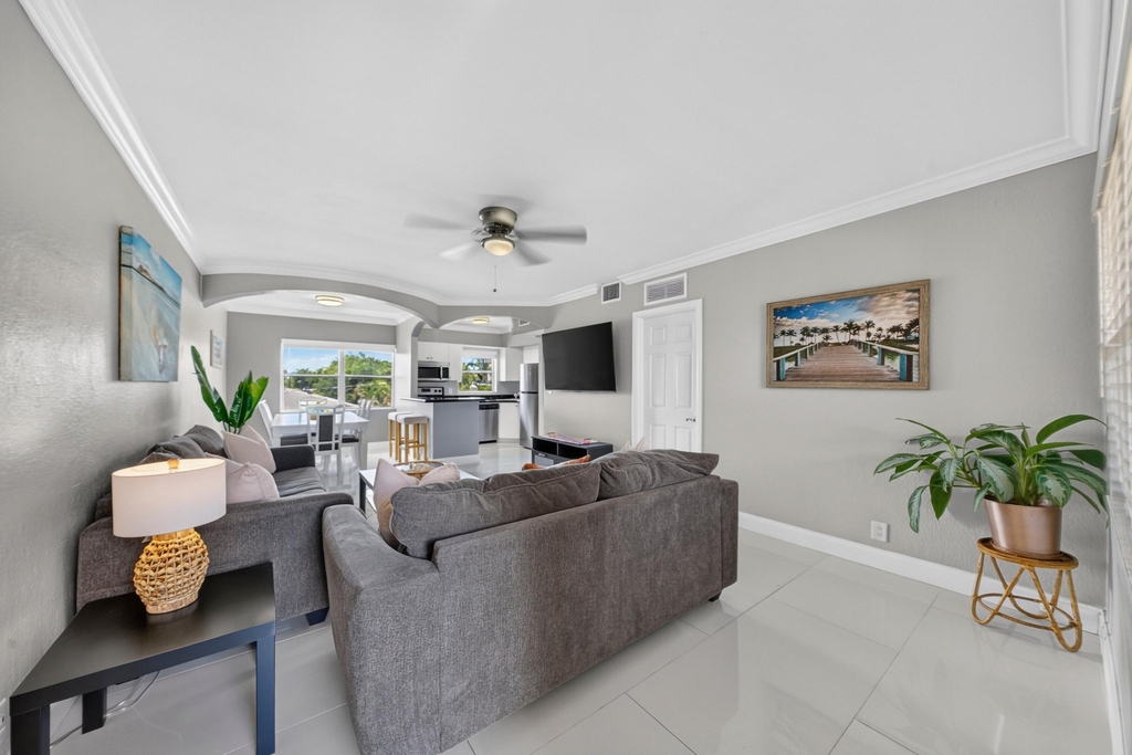 744 Ne 14th Avenue - Photo 15
