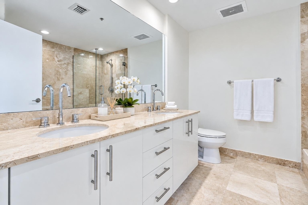 550 Okeechobee Boulevard - Photo 11