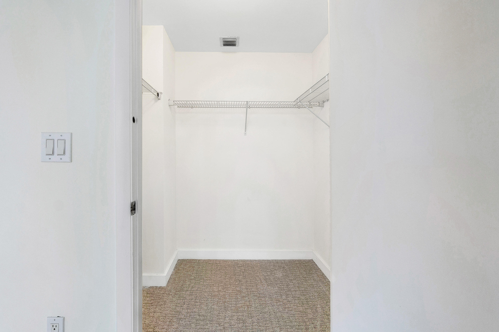 550 Okeechobee Boulevard - Photo 13