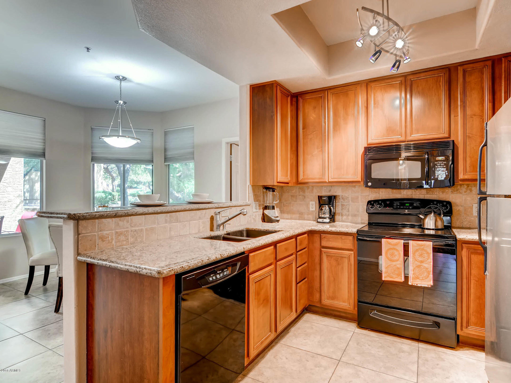 11375 E Sahuaro Drive - Photo 3