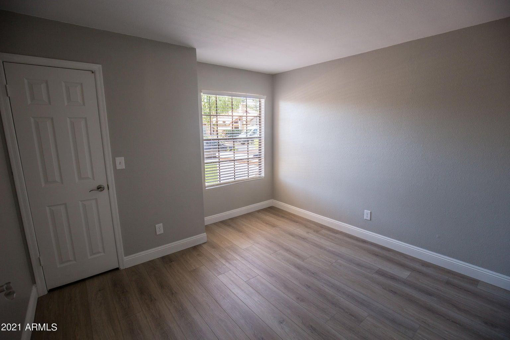 1820 E Secretariat Drive - Photo 19