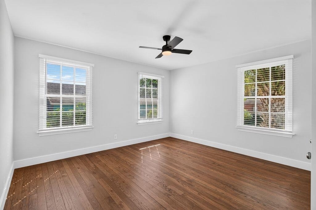 826 37th Street - Photo 29