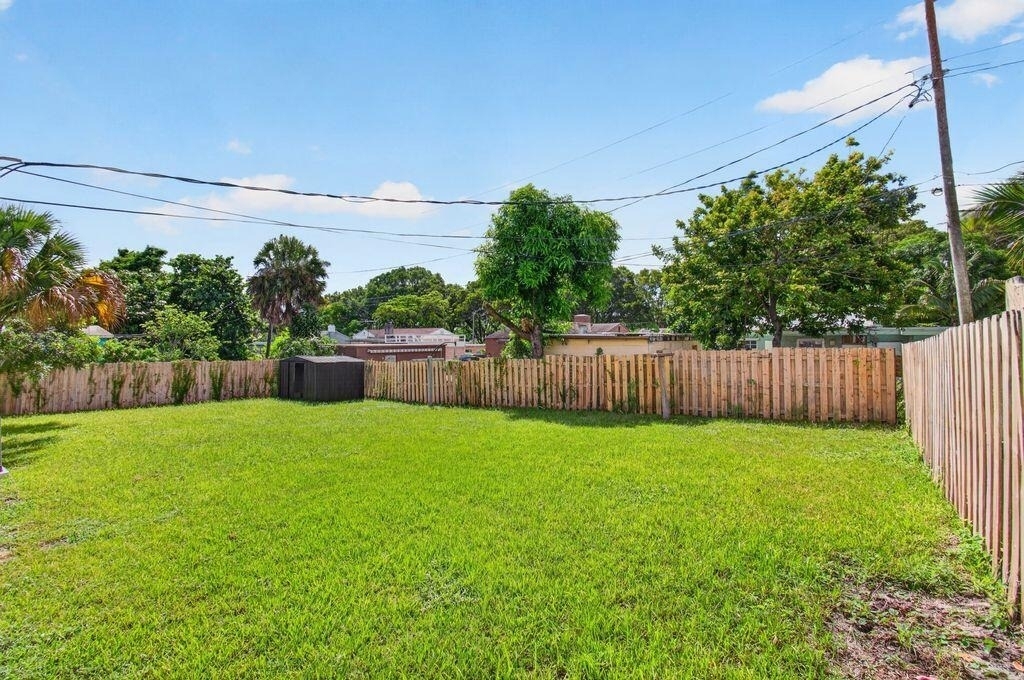 826 37th Street - Photo 33