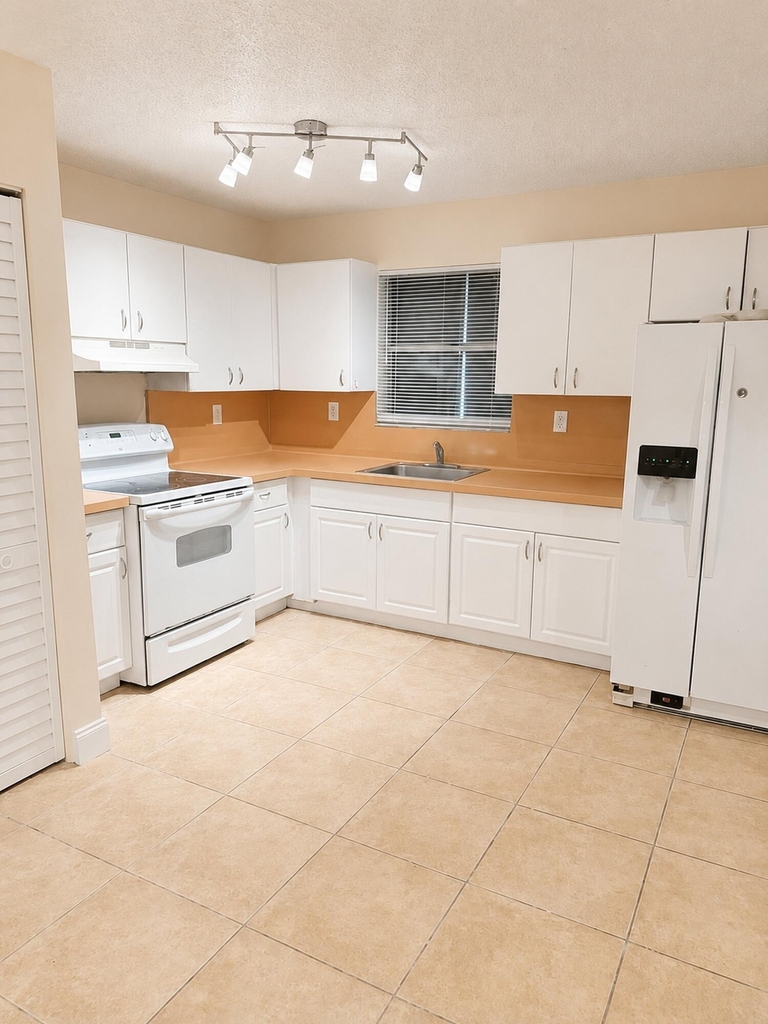 2302 Liberty Street - Photo 3