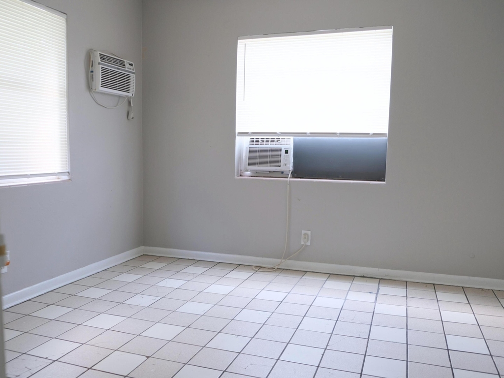 1215 7th Avenue N - Photo 7