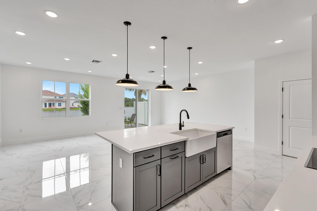 179 Se Birch Terrace - Photo 4