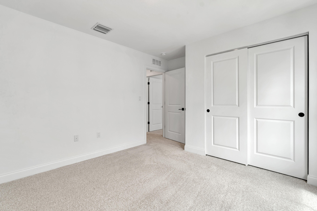 179 Se Birch Terrace - Photo 31
