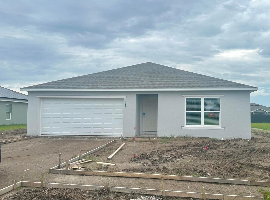514 Nw 12th Street - Photo 1