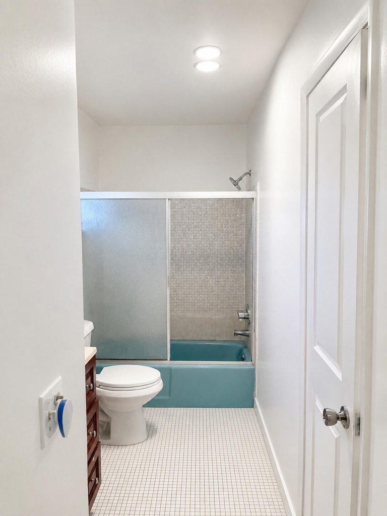 2200 Park Lane - Photo 9