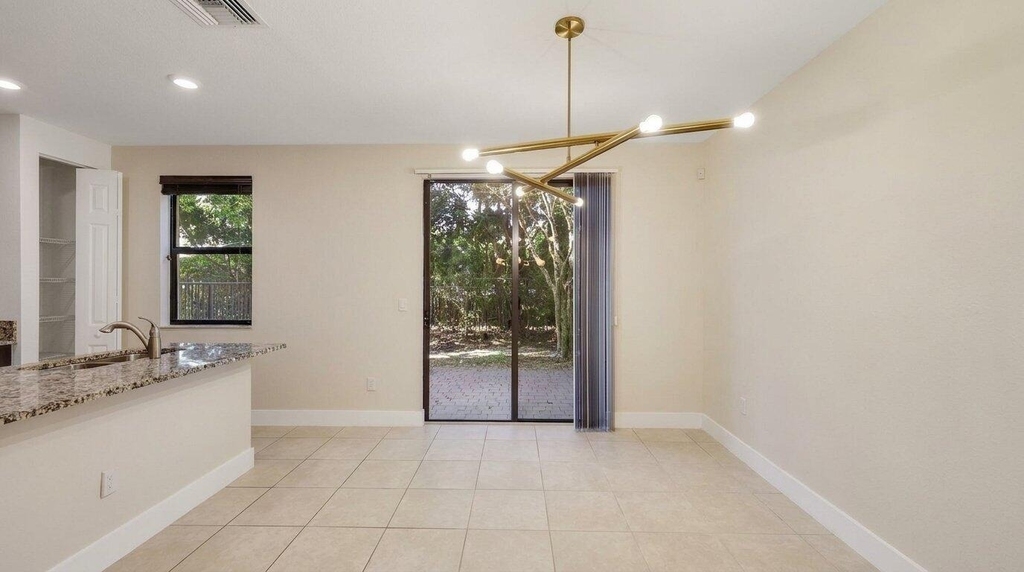 3957 Allerdale Place - Photo 11