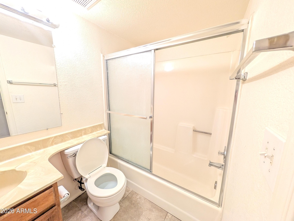 623 W Guadalupe Road - Photo 8