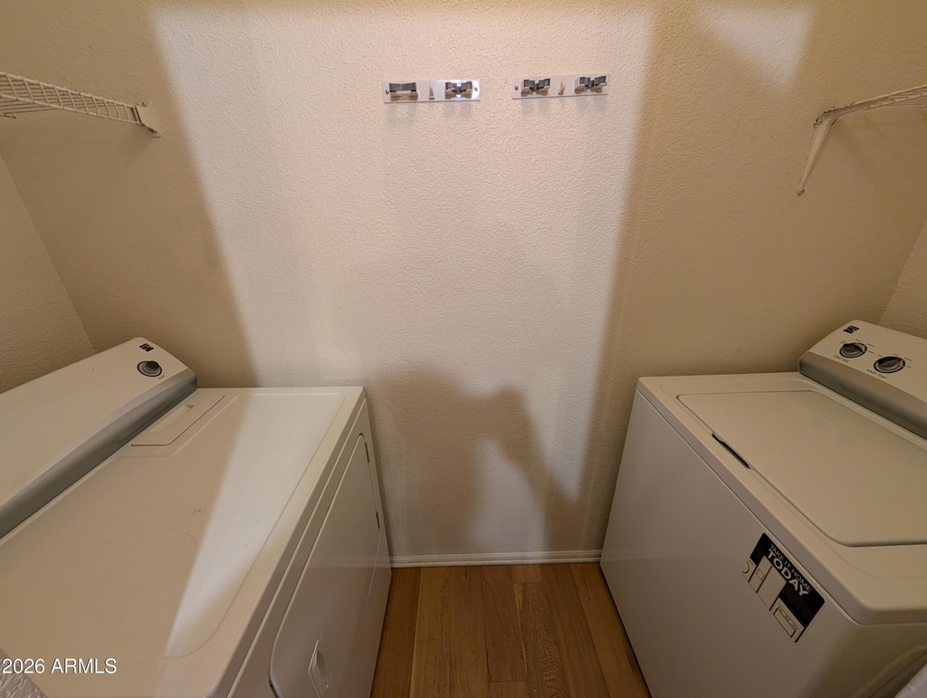 623 W Guadalupe Road - Photo 5