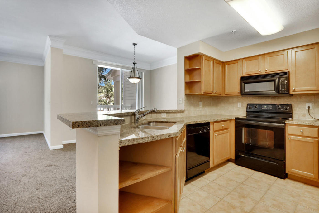 255 Murcia Drive - Photo 3