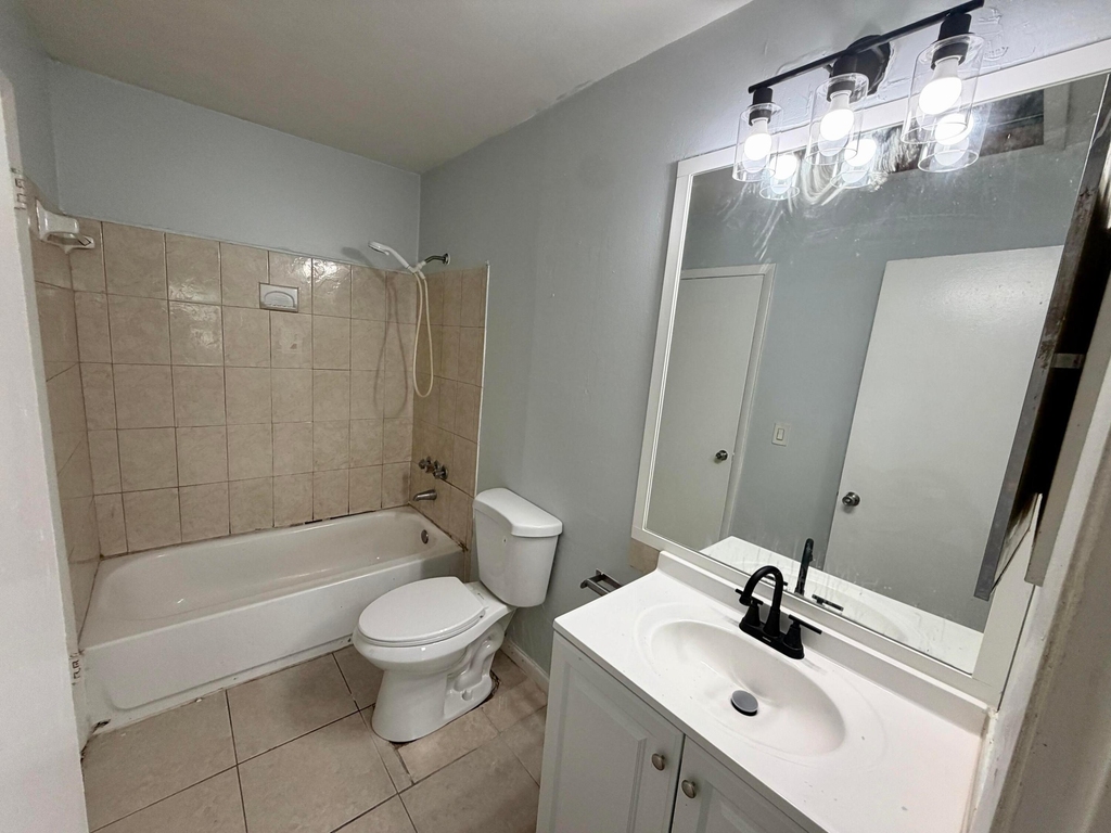2217 Nw 56th Avenue - Photo 11