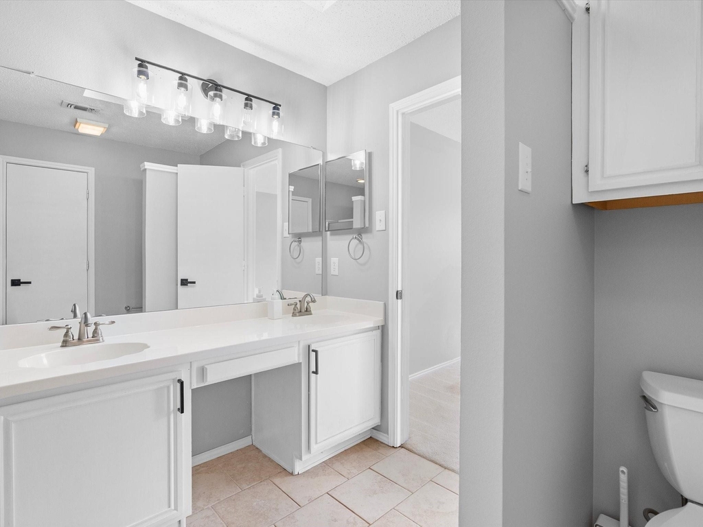 616 Renaissance Place - Photo 7