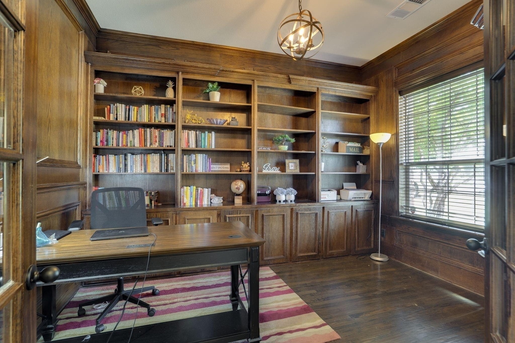 1604 Woodrose Court - Photo 21