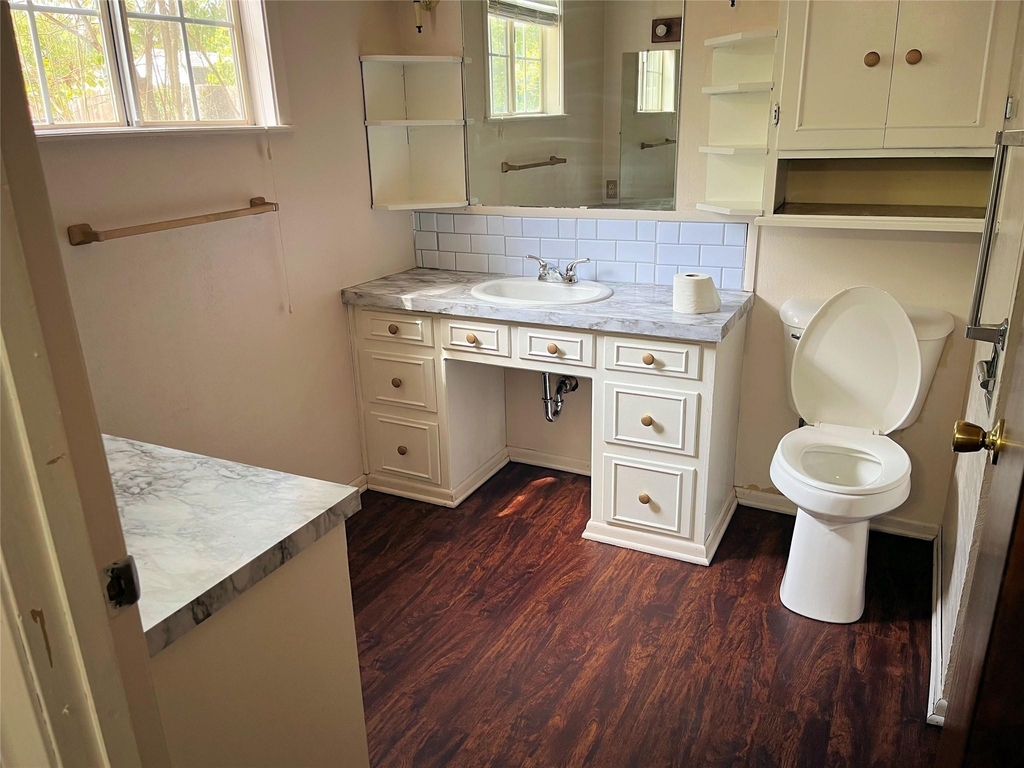 209 Mission Street - Photo 9
