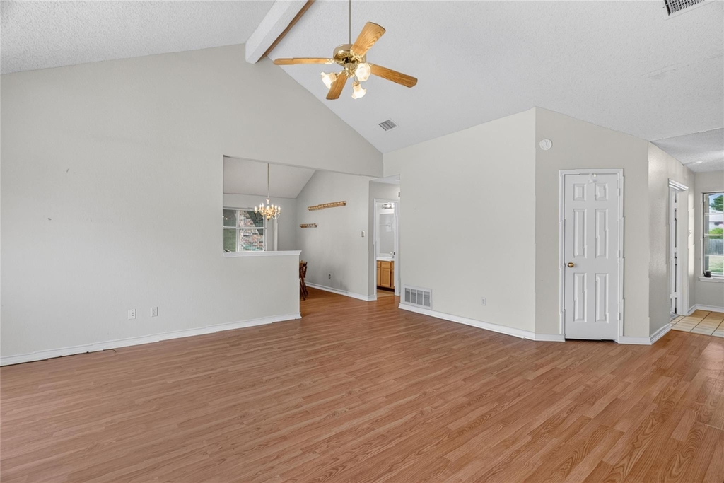 1001 Creek Valley Road - Photo 3