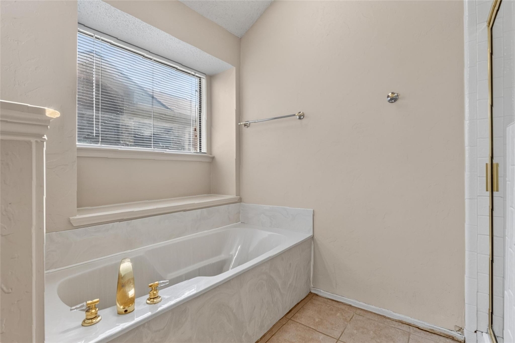 1001 Creek Valley Road - Photo 18