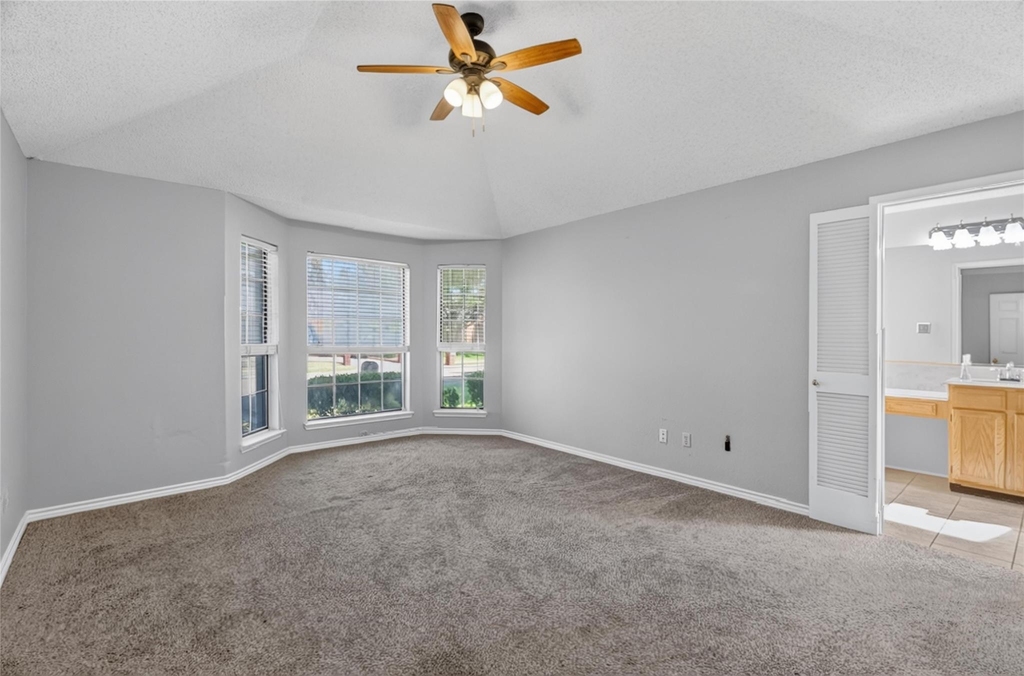1001 Creek Valley Road - Photo 6