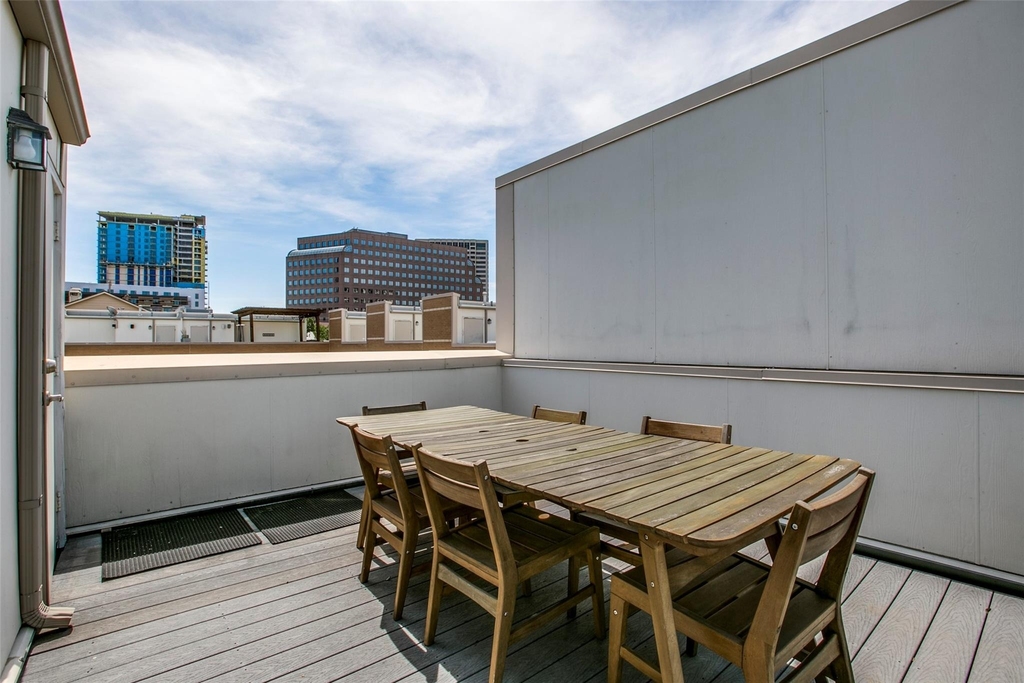 3210 Carlisle Street - Photo 8