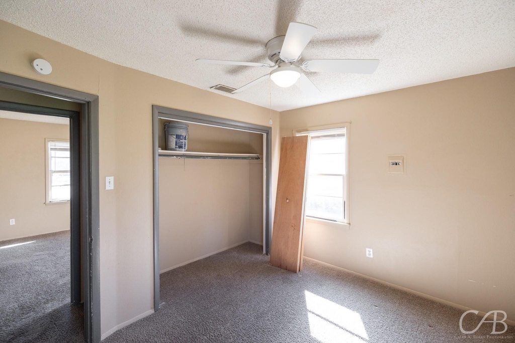 3218 Post Oak Road - Photo 12