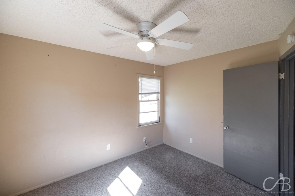 3218 Post Oak Road - Photo 14