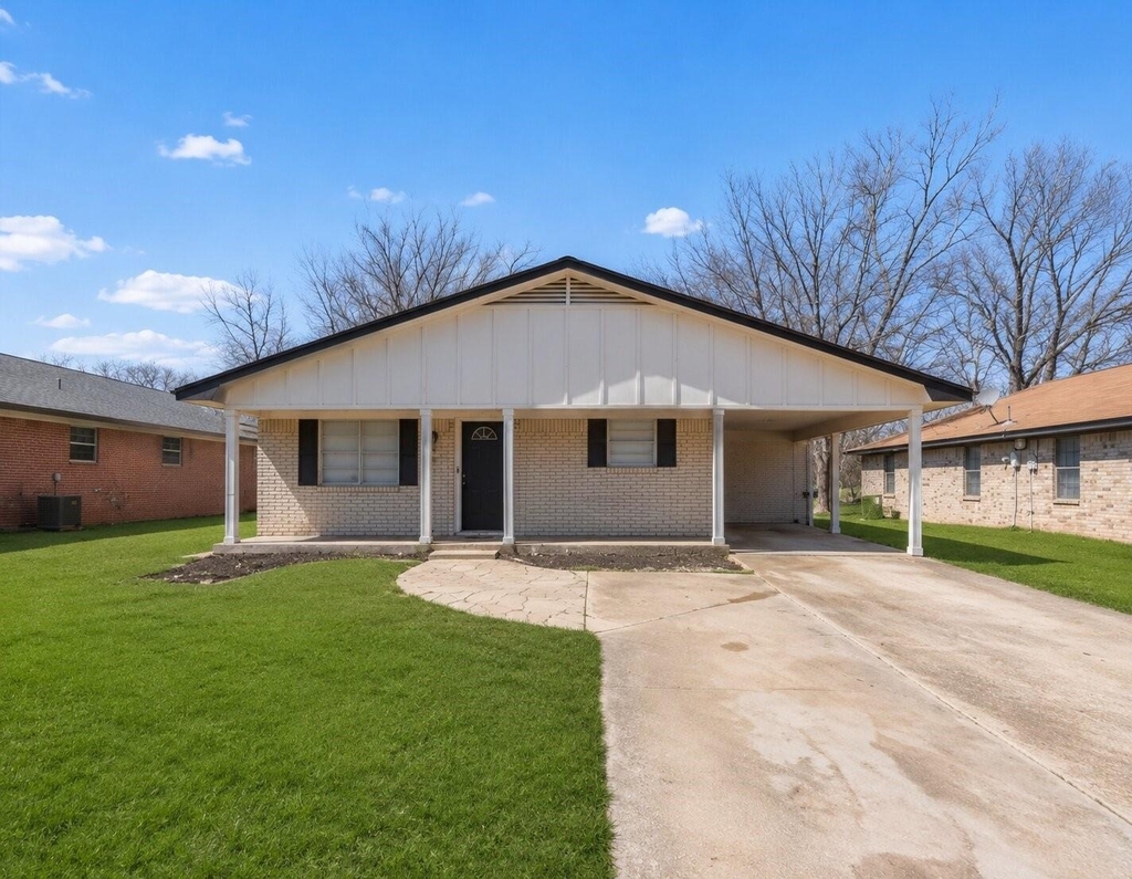 605 N Florence Street - Photo 0