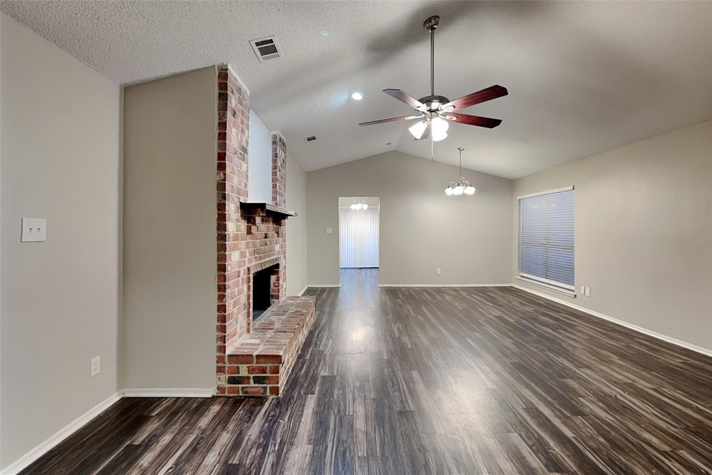 2602 Lake Valley Drive - Photo 4